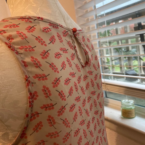 Tanked blouse - Picture 2 of 2